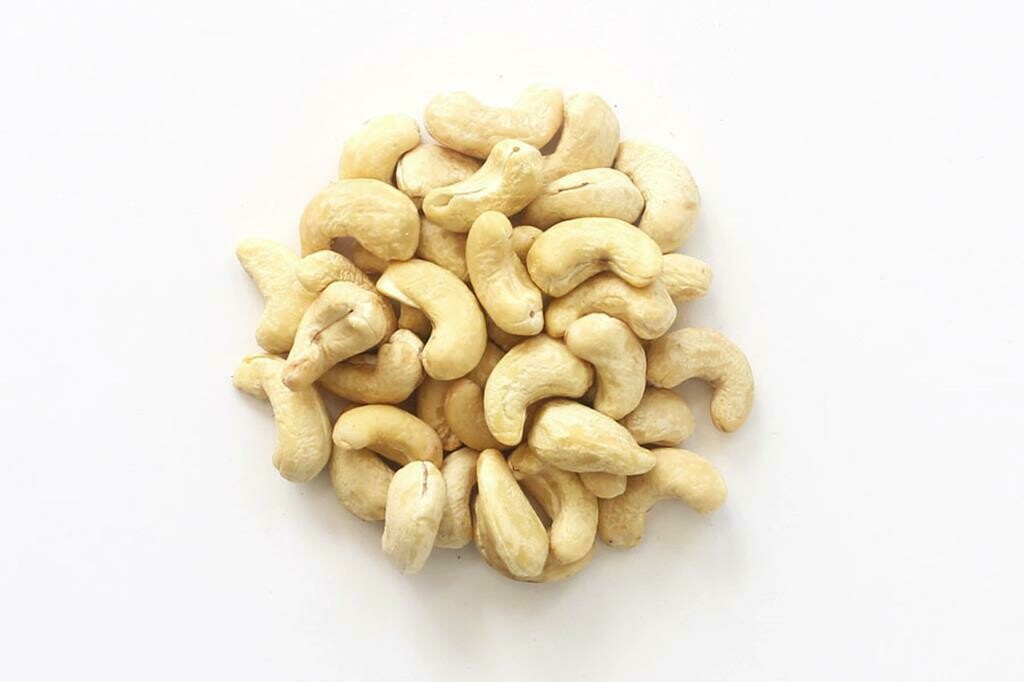 CASHEWS KERNELS