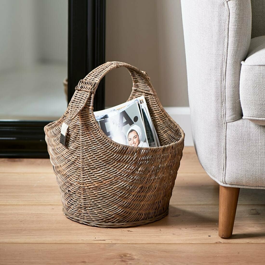 Rustic Rattan Best Magazine Basket