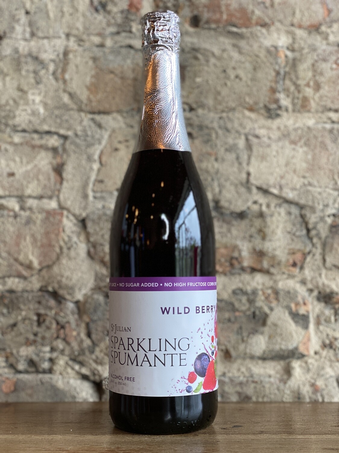 St Julian Wild Berry Sparkling JuiceBottle Store Grapes & Hops