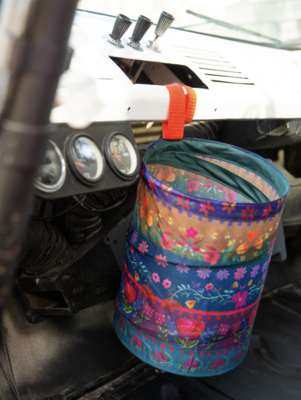 Pop-up car trash bin