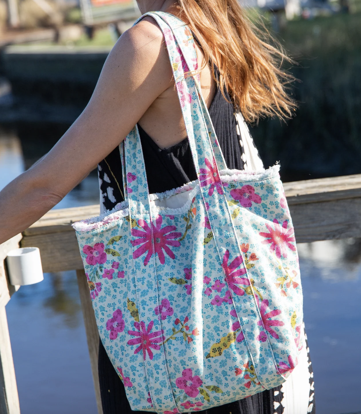 Everyday Tote Neon Daisy