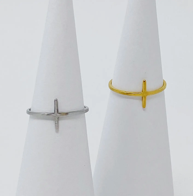 Silver Side Cross Ring 