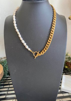 Pearl and Chain Half Necklace