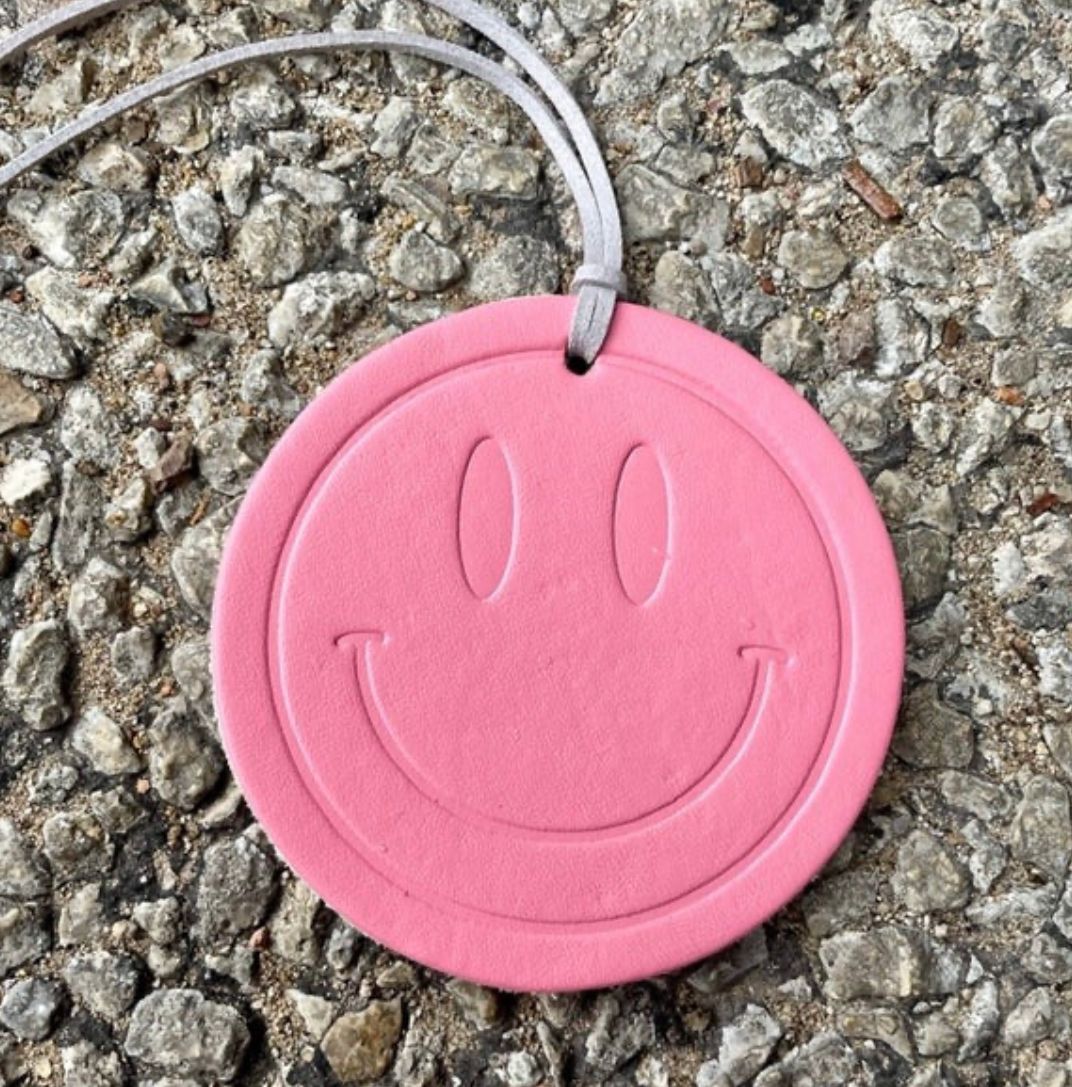 Pink smiley face freshie
