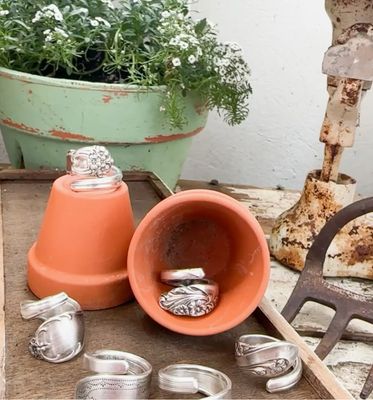 Vintage Spoon Twist Ring Size 9