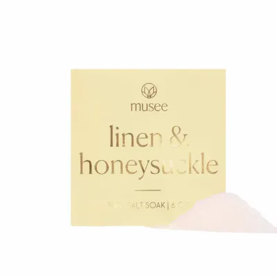 Linen &amp; Honeysuckle Bath Soak