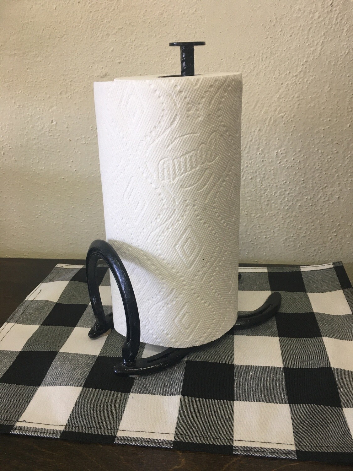 Paper towel rack