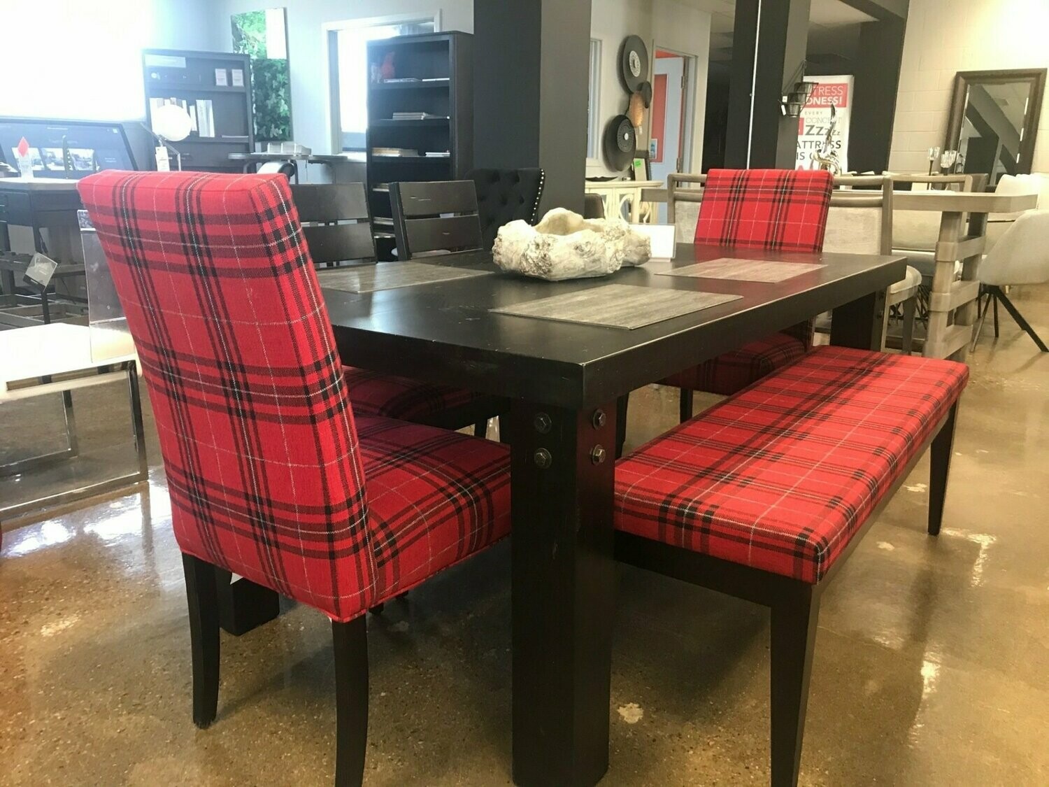 Canadel Loft 5 Piece Full Dining Set (FREE BENCH)
