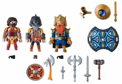 Dwarf King With Guards