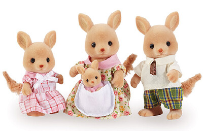 Calico Critters- Hopper Kangaroo Family