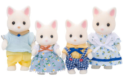 Calico Critters- Silk Cat Family