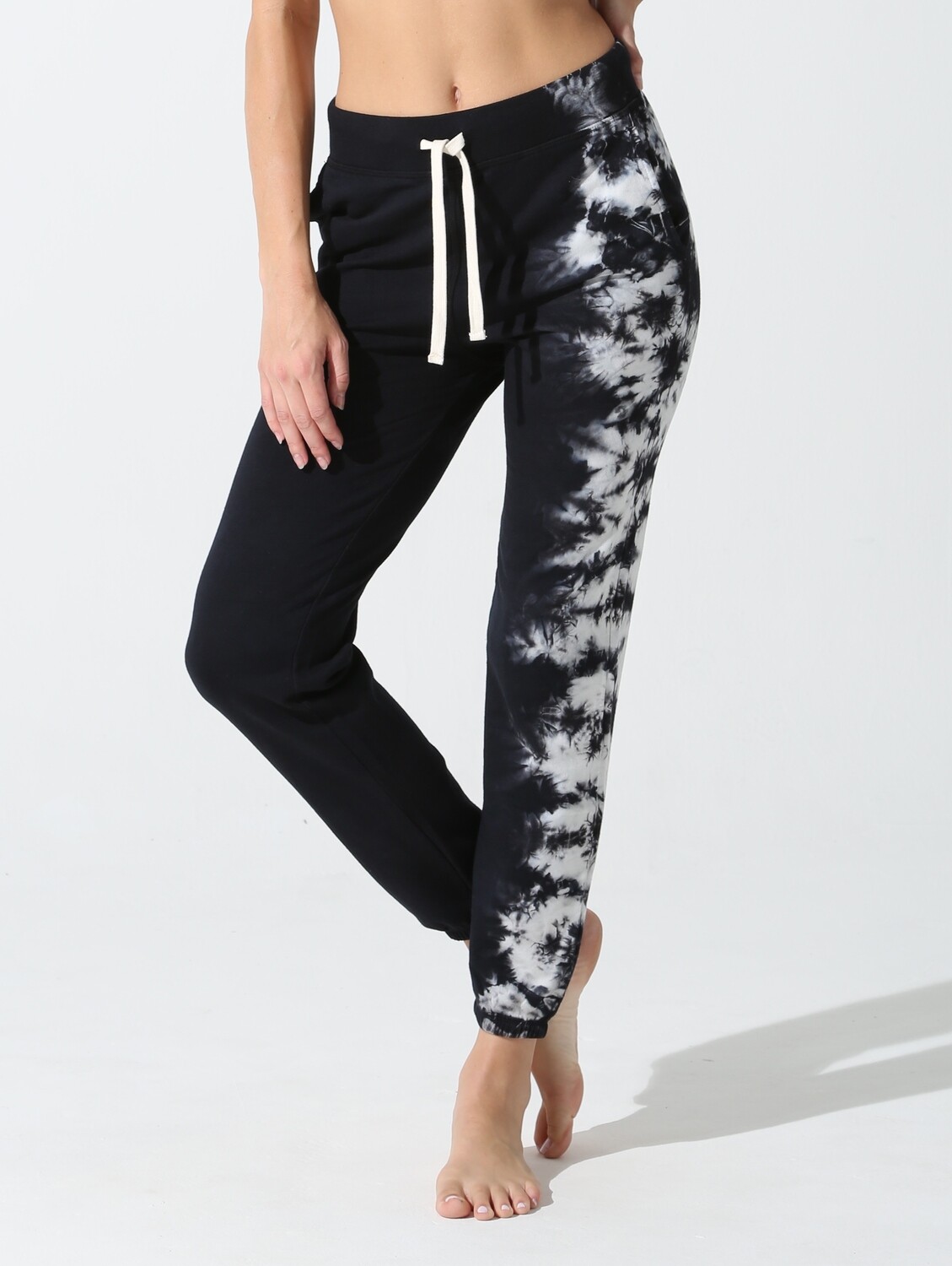 Electric and Rose, Vendemia Jogger, Onyx/Cloud