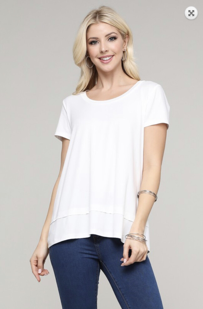 Round Neck Short Sleeve Bottom Layered Hem Top