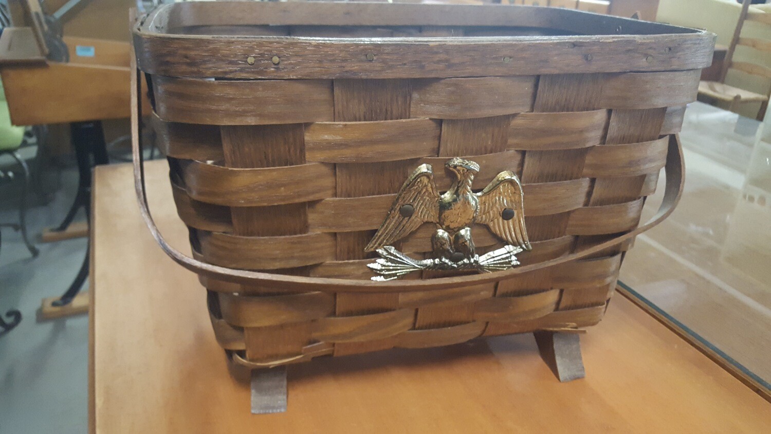 Basket by Basketville eagle emblem (CL)