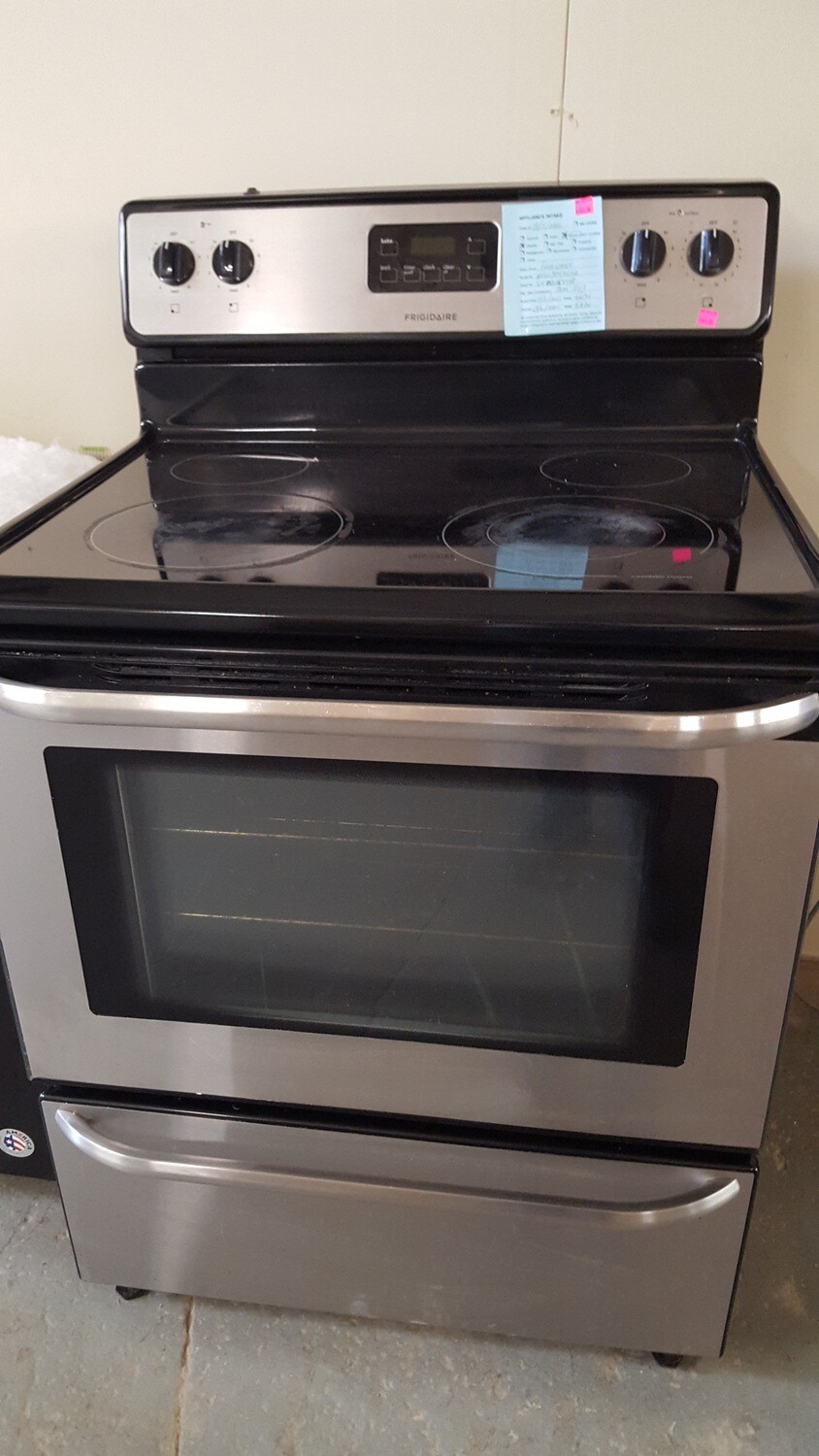Frigidaire Stove, black glass top (P)