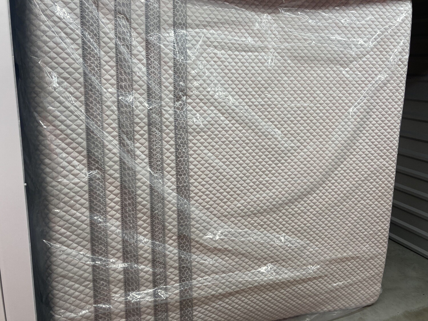 King Leesa Hybrid Trial Mattress (0114) 2212