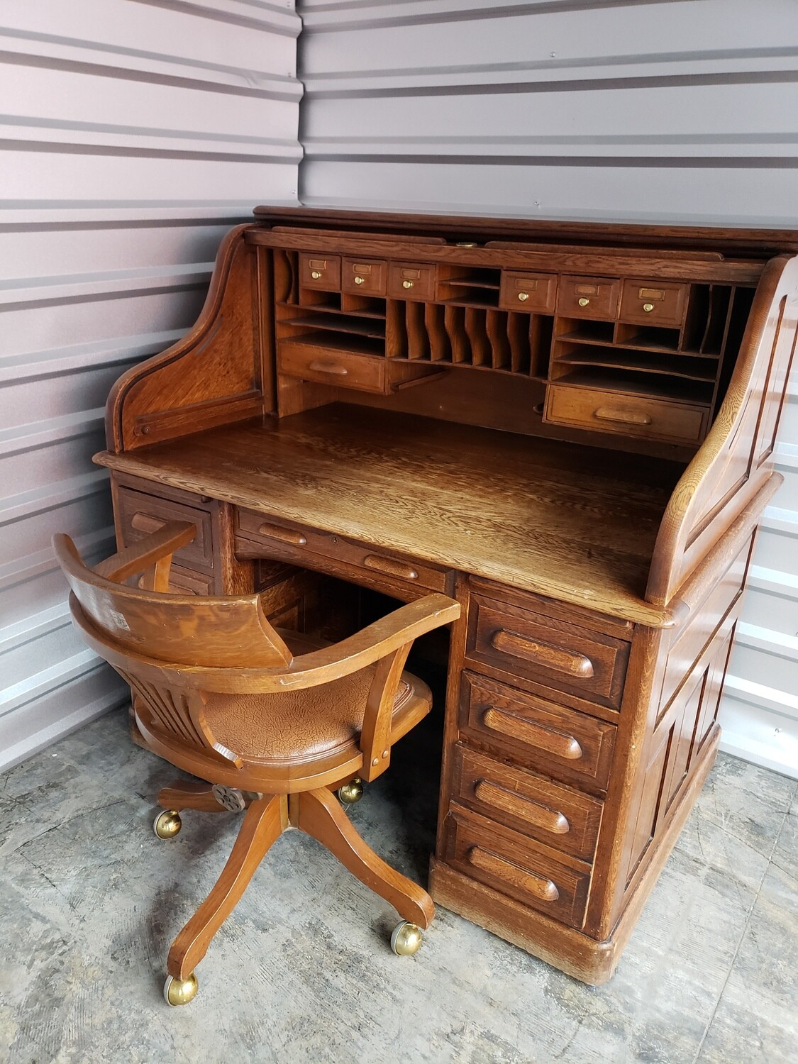 RollTop Desk with Chair, antique style! 1114