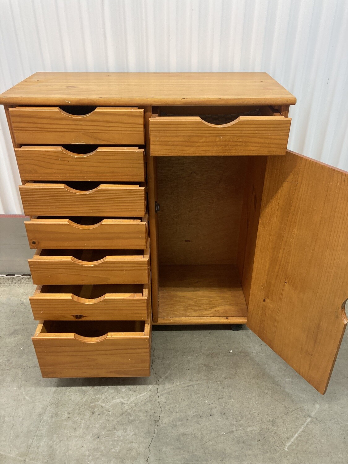 Wood Storage/Craft on wheels 2213