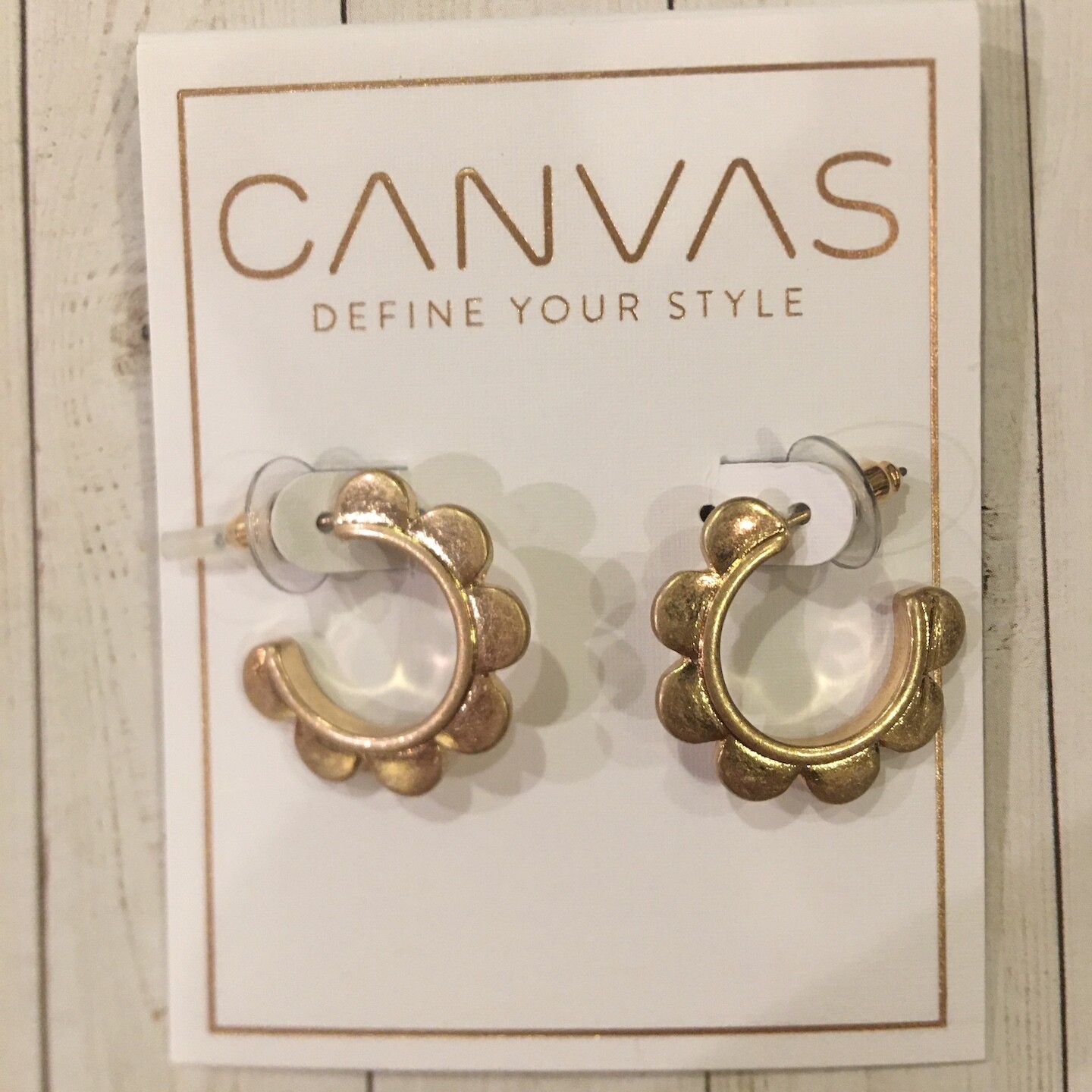 Caroline Scalloped Earrings