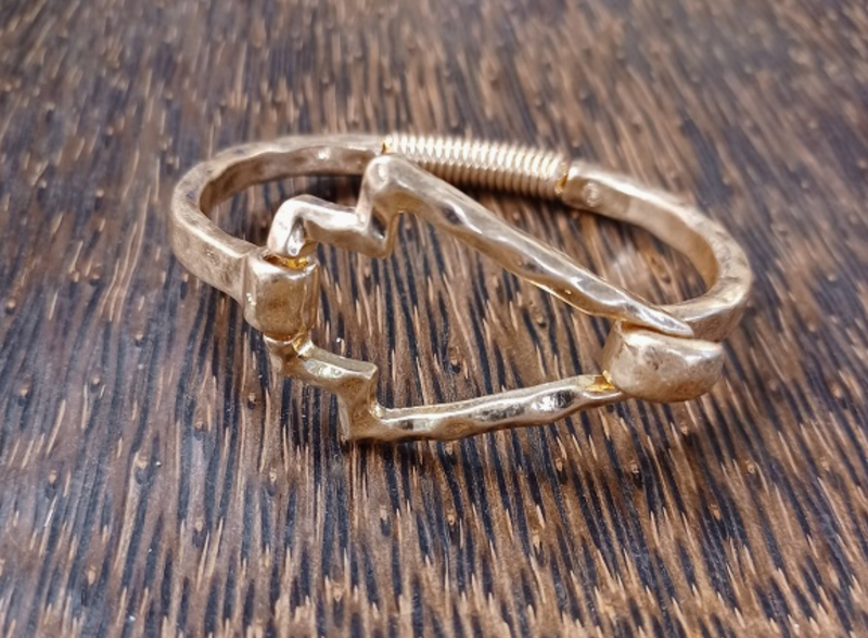 Paco Arrowhead Cuff Bracelet - Gold