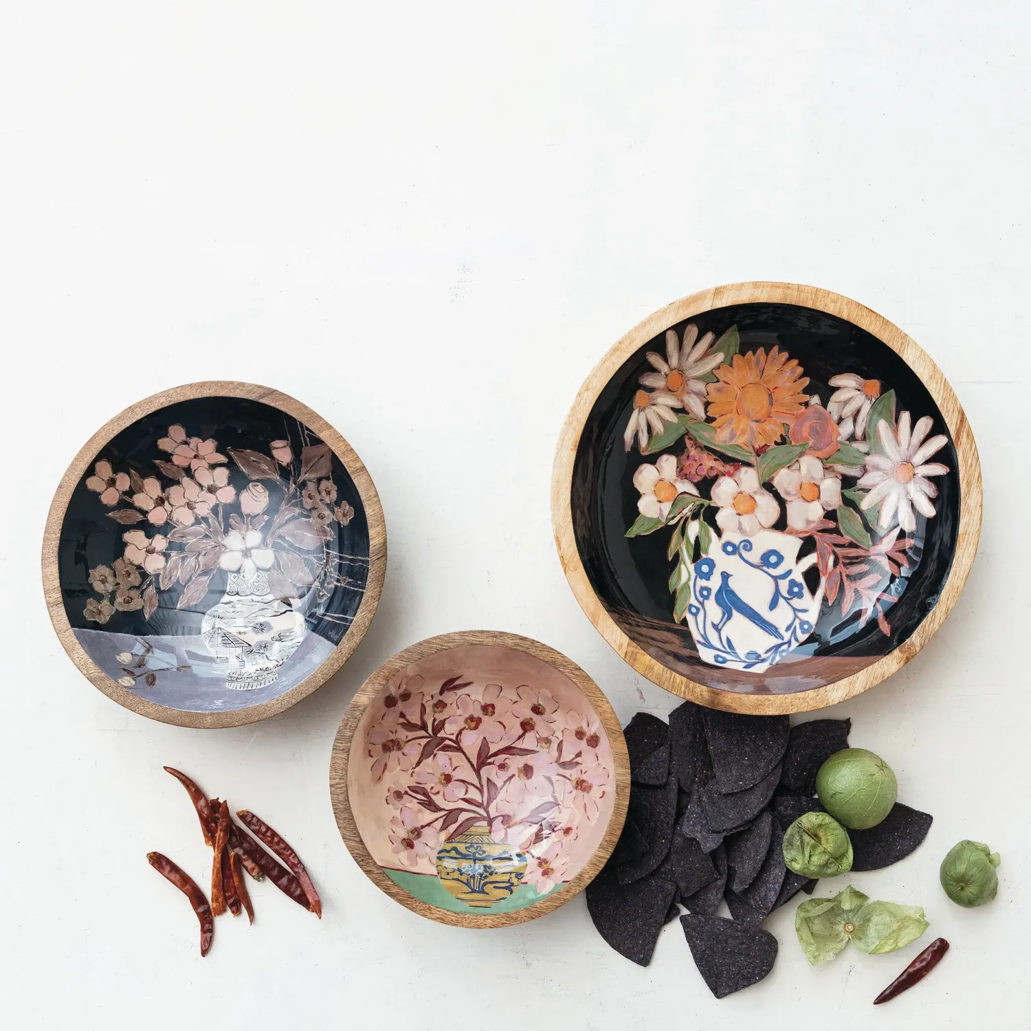 Mango Wood Bowls with Flower Vase