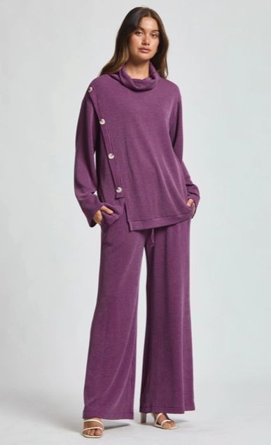 Eggplant Cowl Neck Travel Set