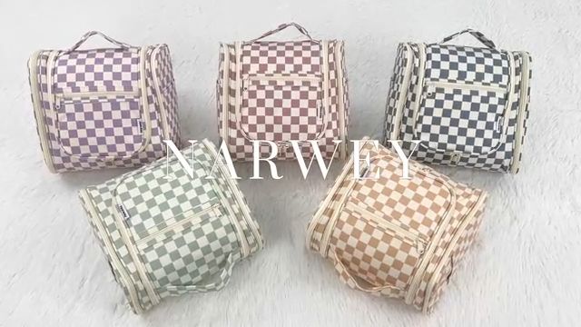 Checkered Hanging Travel Bag Checkered Hanging Travel Bag
