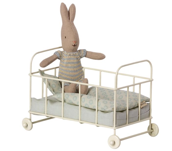 Mouse Metal Bed