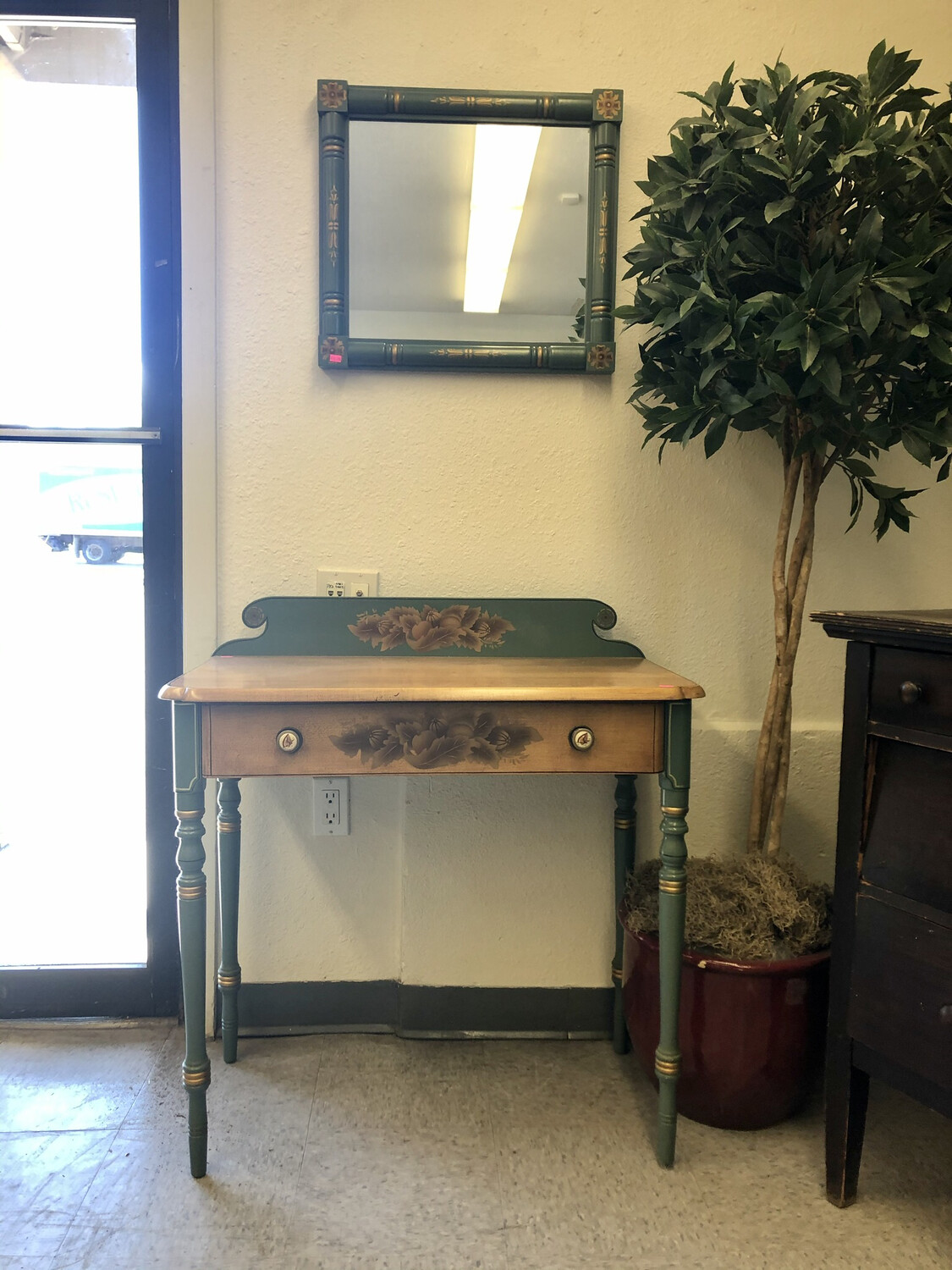 Small Desk with Mirror