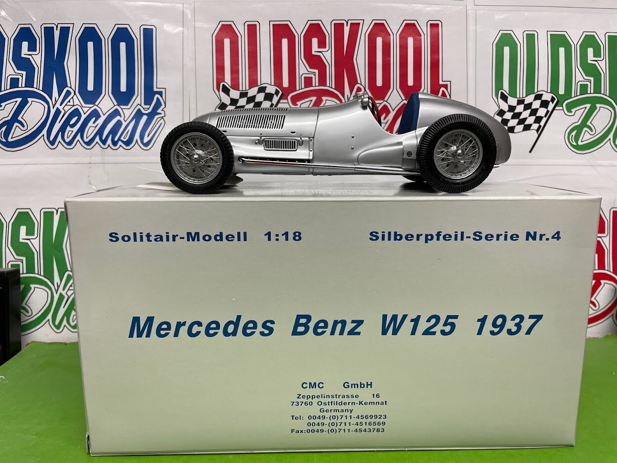 Mercedes-Benz W196R 1954/1955, échelle 1/18 - en l'éta