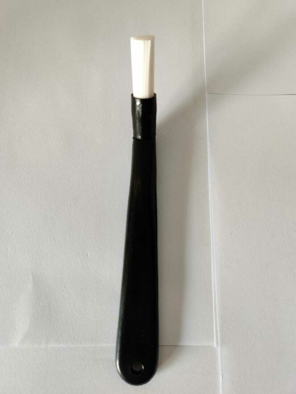 Angled Nylon Brush for Group Cleaning