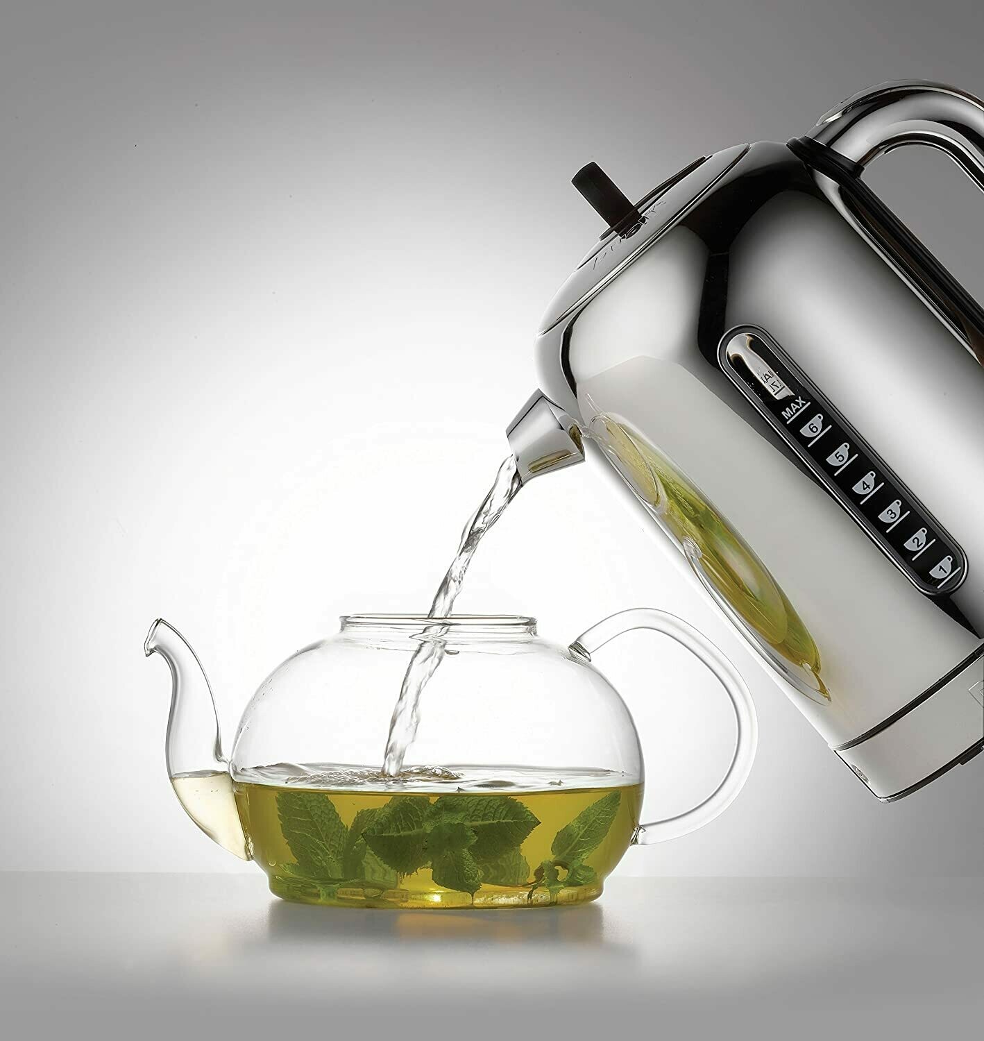 Dualit Classic Kettle 72815 Polished Finish