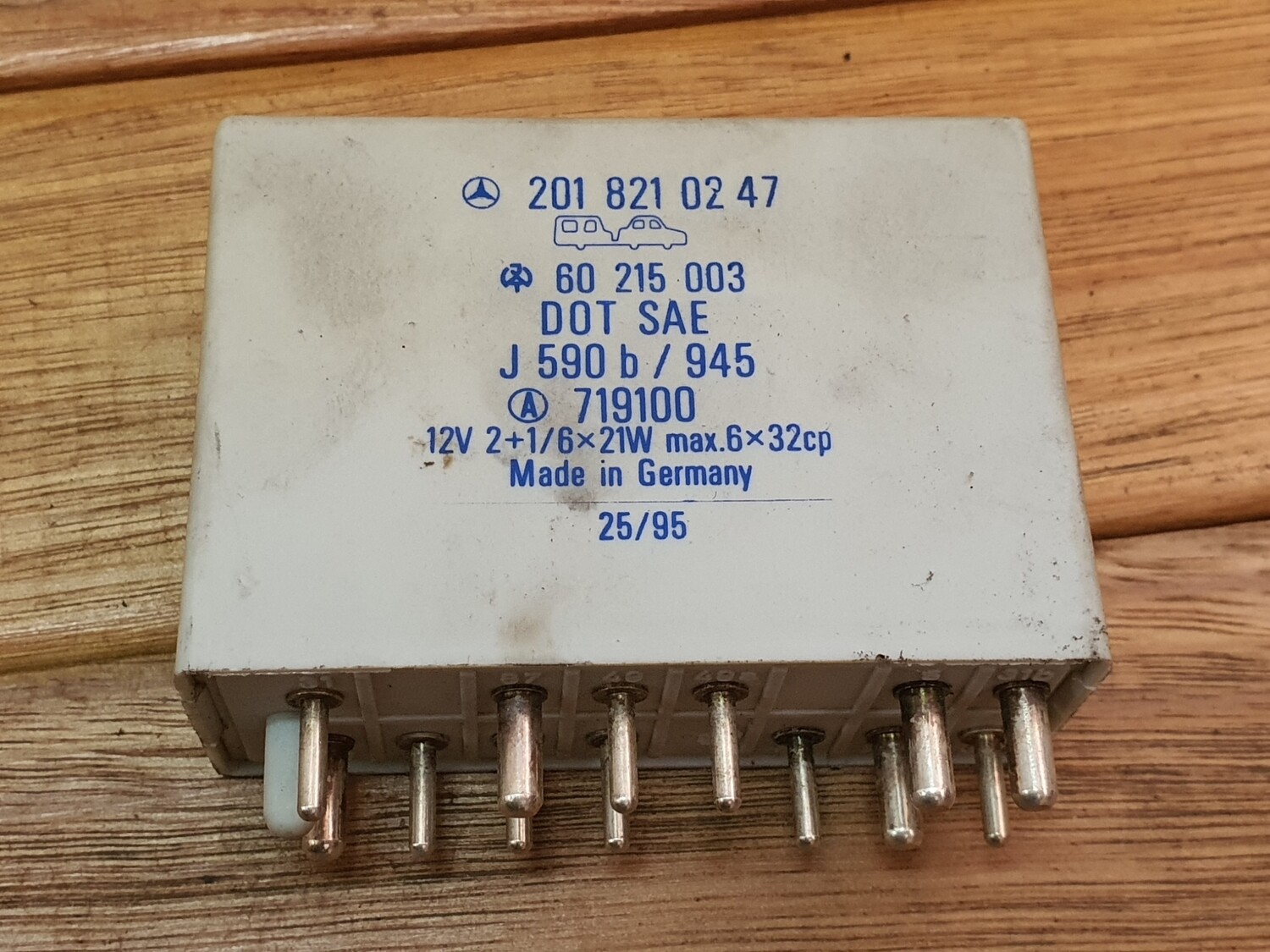 MercedesBenz Multi Purpose Relay 2018210247