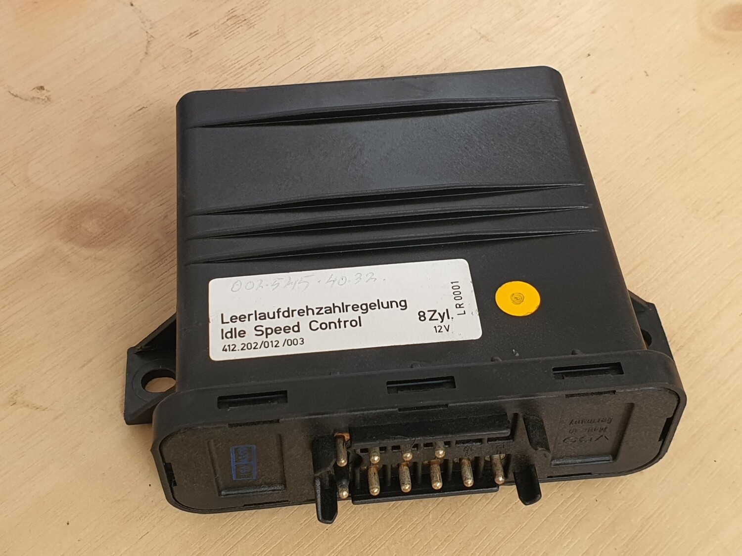 MercedesBenz Idle Speed Control Unit (W126 and R107 V8)