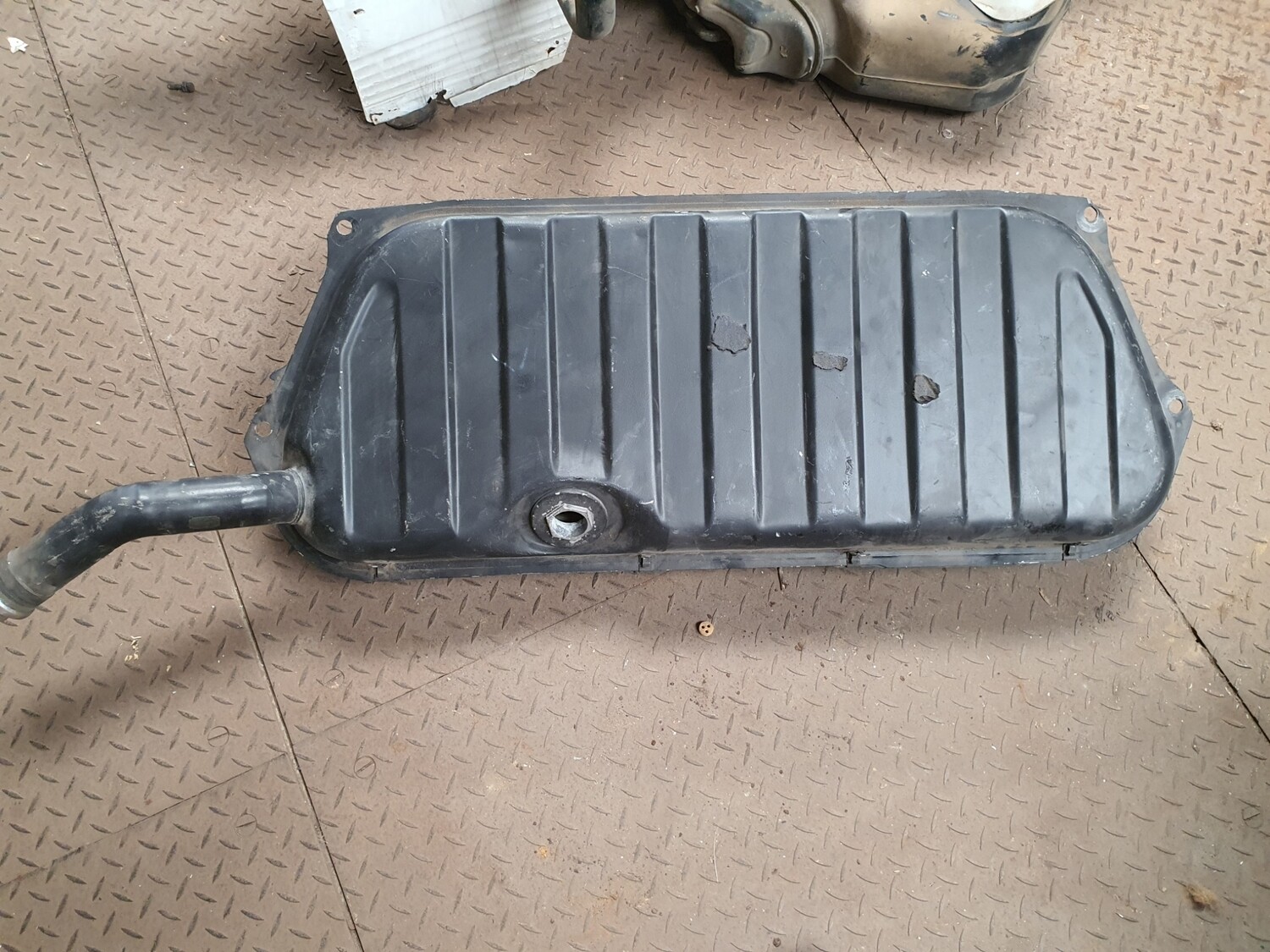MercedesBenz Fuel Tank (W201)