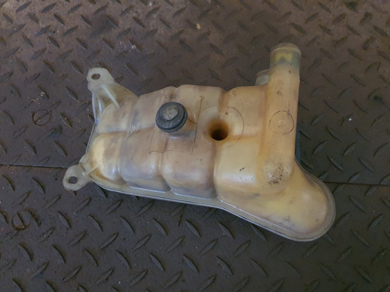 MercedesBenz Coolant Expansion Tank (W124 M102) 1245001749