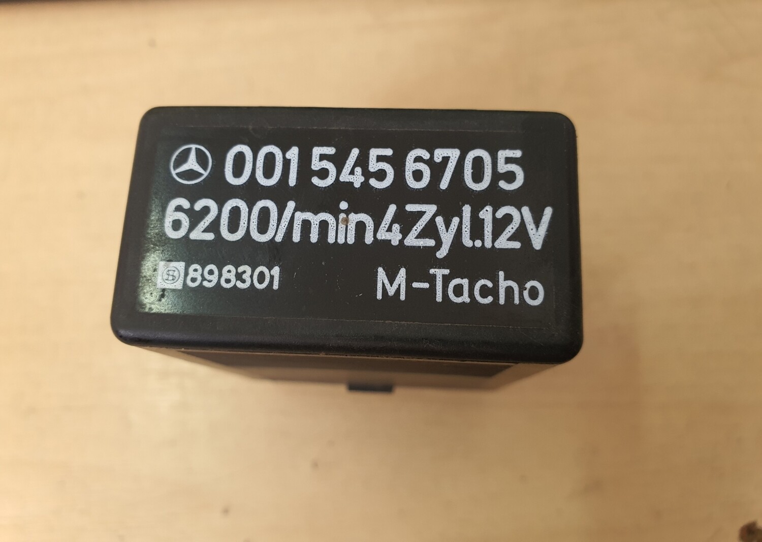 wholesale prices Free shipping Delivery service Authentic Merchandise