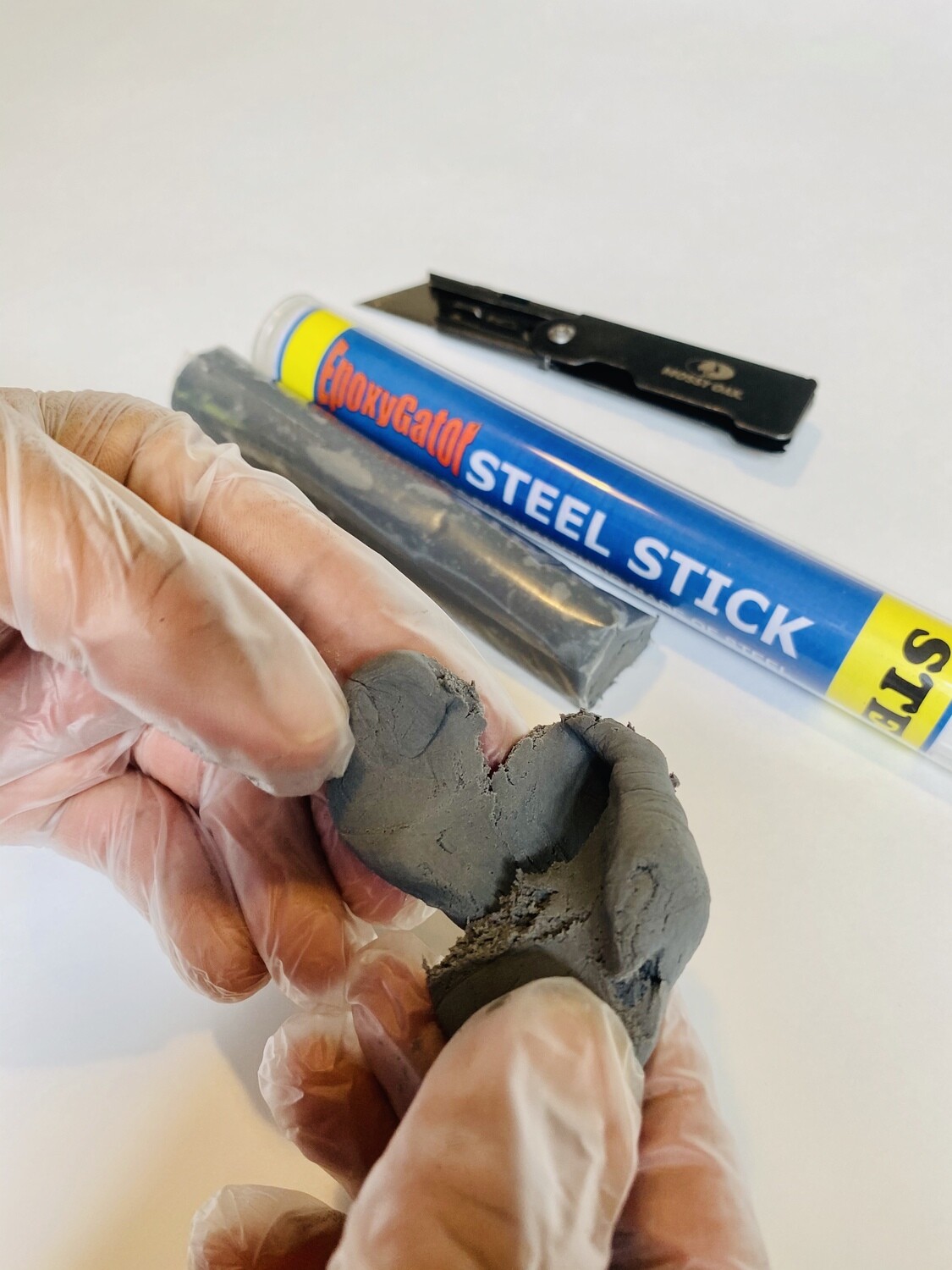 Epoxy Gator® Steel Stick