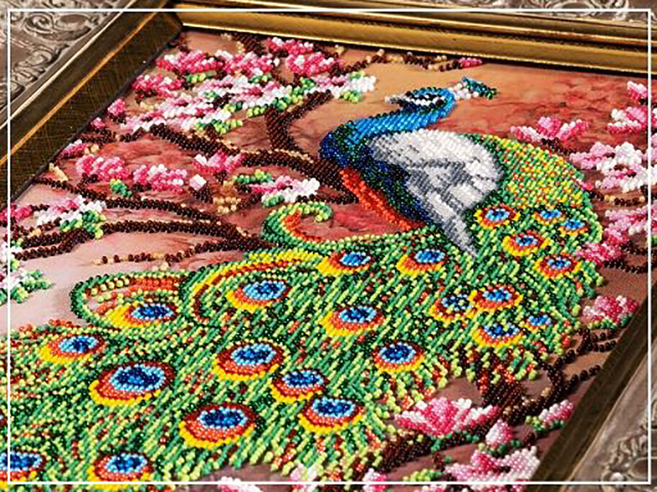 Ава для группы бисероплетение. Бисероплетение фиалки махровые ирины куприяновой мастер класс. Сказочный мир бисера. Мир бисера. Волшебный мир бисера проект.