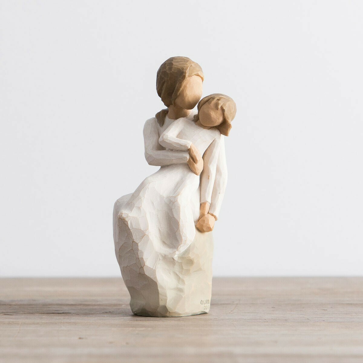 Willow Tree Mother / Daughter Mother with daughter on lap fun