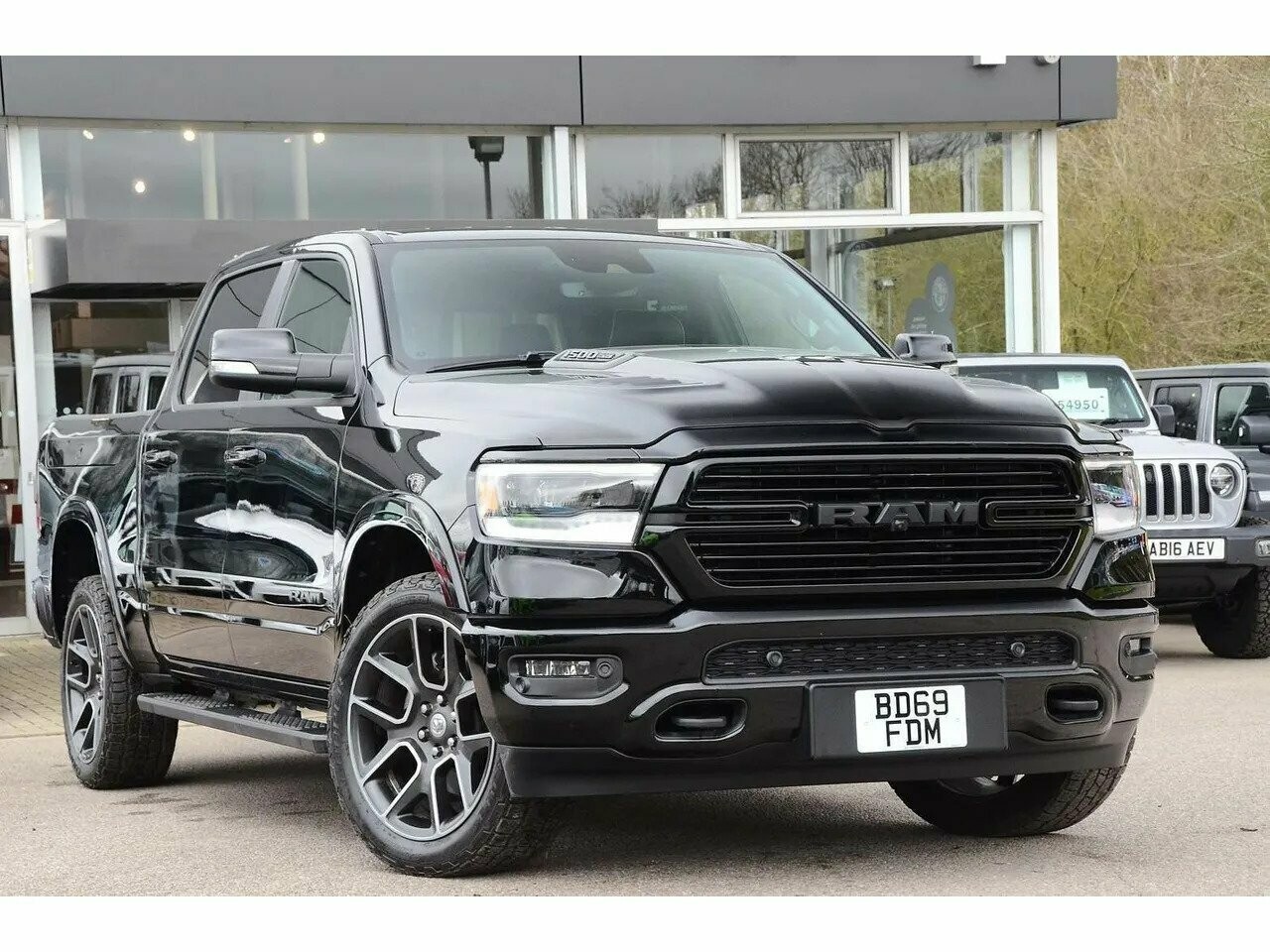 dodge ram 1500 laramie accessories