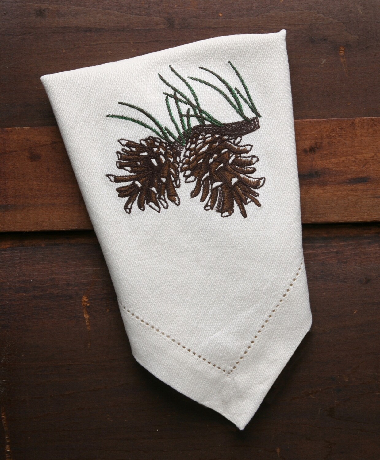 Napkins, 4 pieces, pine cone