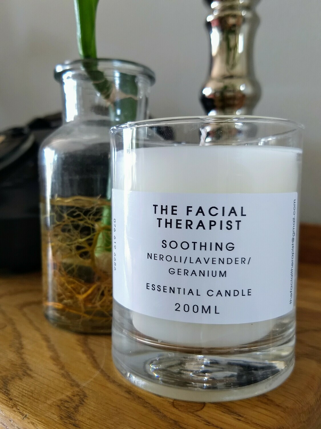 SOOTHING ESSENTIAL CANDLE