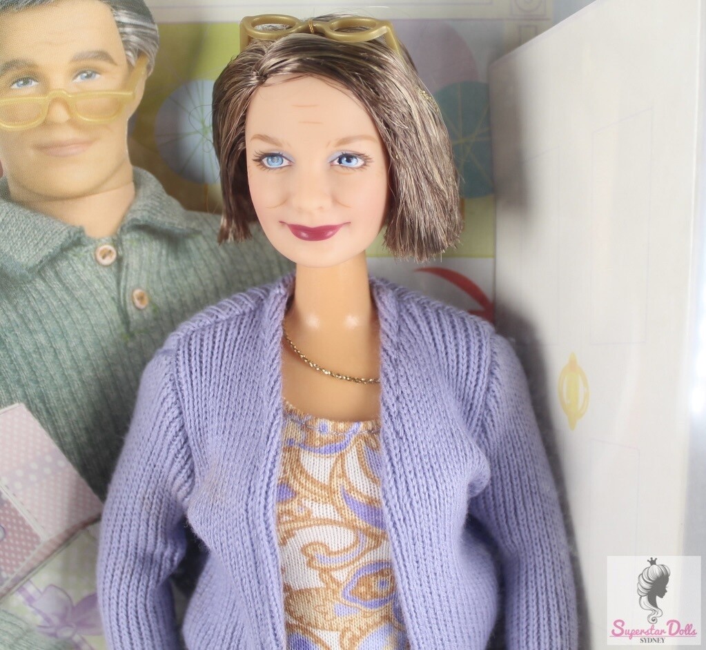 2003 Happy Family Neighbourhood Grandma Barbie Doll Set