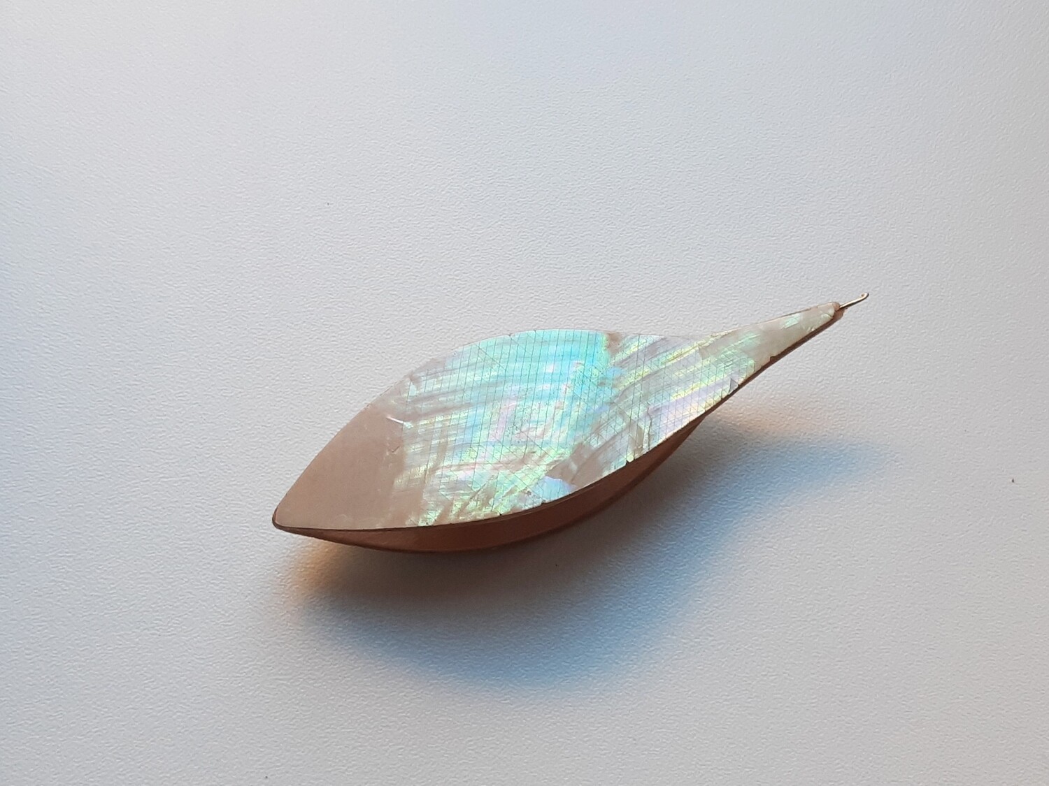 Tatting Shuttle With Hook Maple MotherofPearl