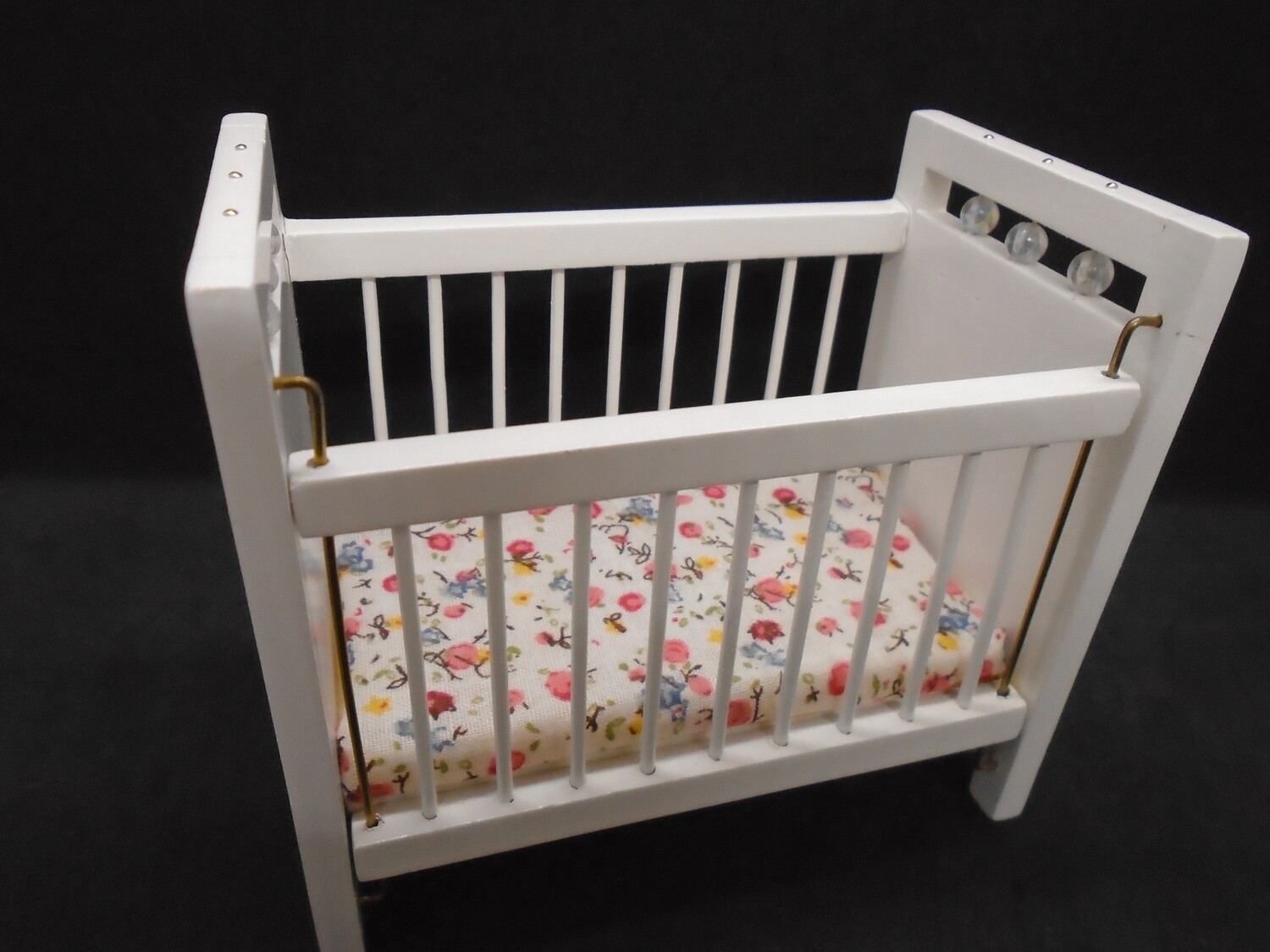 WHITE DROP SIDE COT