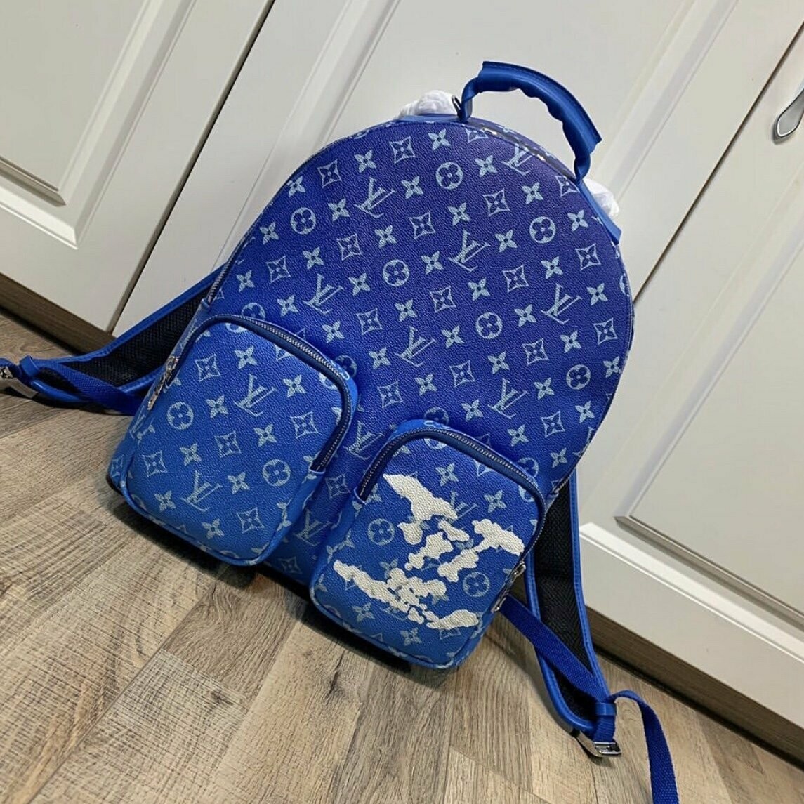 Louis Vuitton Cloud Backpack Mod Paul Smith