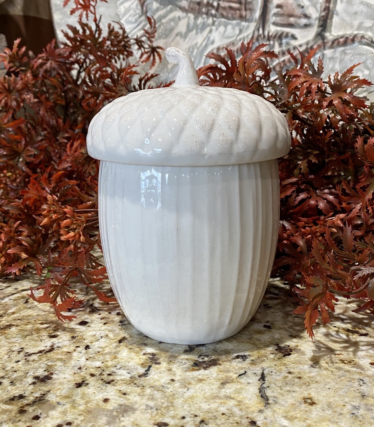 GC Lg Acorn Cookie Jar