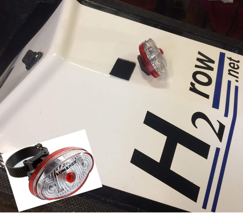 White Stern Light No Card FLASHING