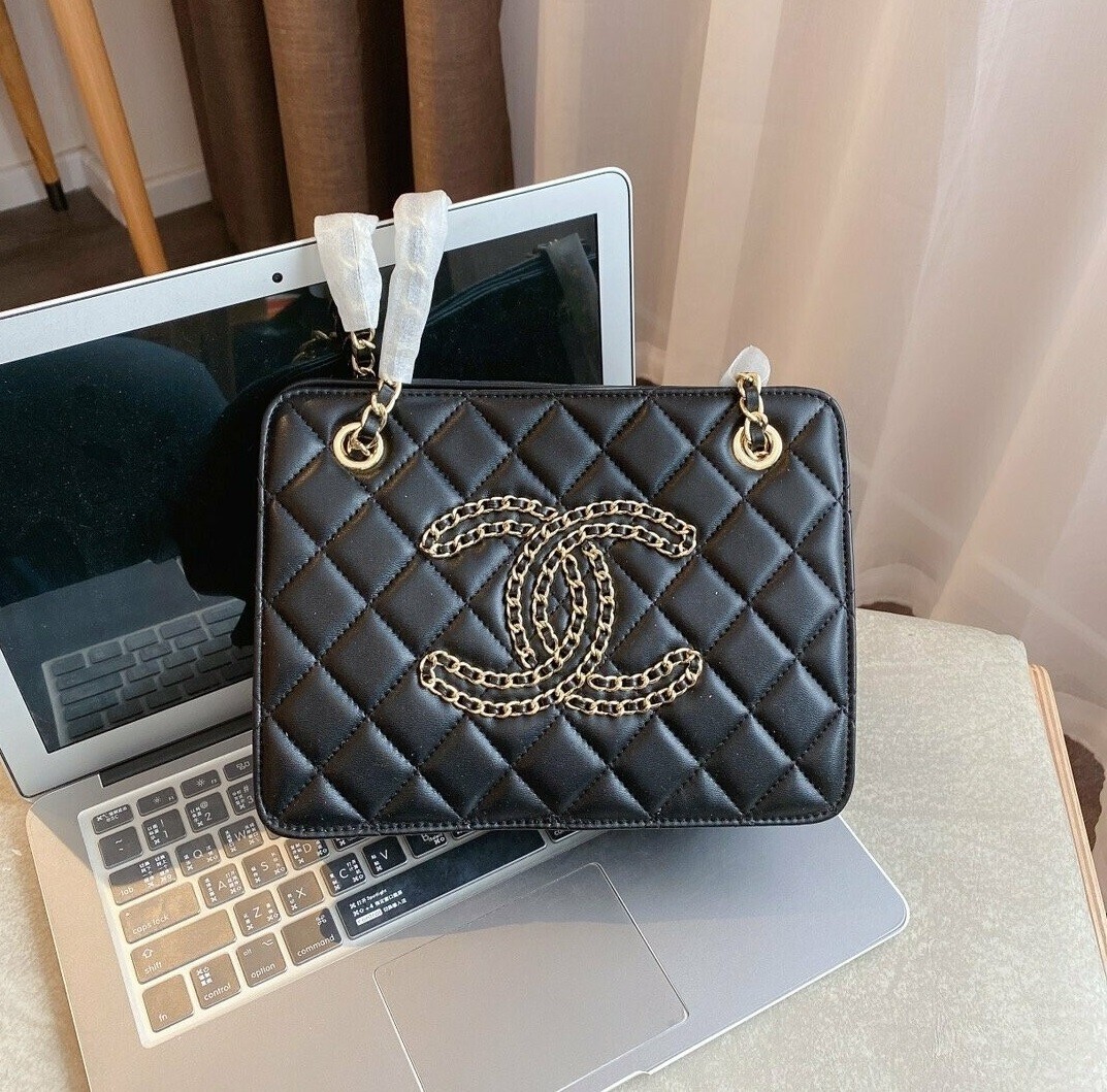 New Chanel Shoulder bag 2020